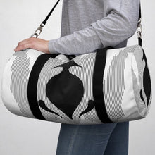 Load image into Gallery viewer, Get the best sports duffel bags at Ace Shopping club. the best store to buy your premium gymwear.