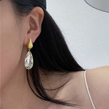 Load image into Gallery viewer, Water Drop Earrings