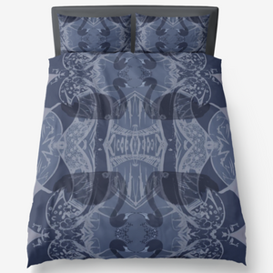 This Swan Lake dark blue duvet cover is designed by award-winning designer, Joe Ginsberg for Ace Shopping Club. The set contains 1 duvet cover, and 2 pillowcases. Made of high-density anti-allergy polyester plain fabric, with the perfect pilling resistance. The duvet feels smooth and breathable.
