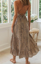 Load image into Gallery viewer, Elegant Backless Leopard Dress
