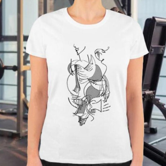 Designed by Joe Ginsberg. What’s better than soft, heavy cotton, quality t-shirt in your wardrobe? This comfy, contoured 100% cotton t-shirt offers a heavy blend, semi-fitted silhouette and is pre-shrunk to ensure it stays a staple for longer.